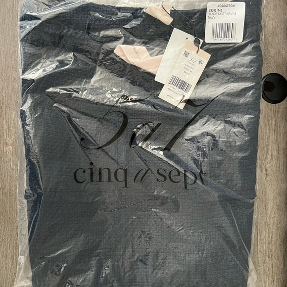 Cinq A Sept Jaycie Tweed Mini Skirt in Navy - Picture 2 of 2